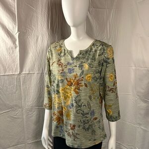 CHRISTOPHER & BANKS  NWT Sage Green Floral Women's Top -Size M